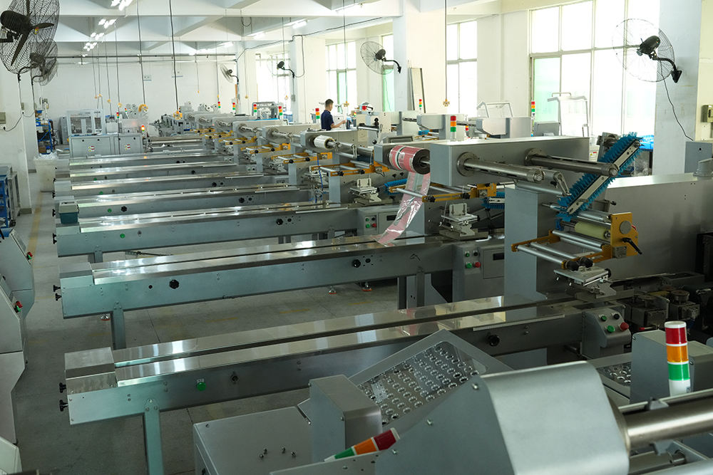 DEBACK Packing Machine Automatic Continuous Shrink Packaging Equipment for Biscuit Bread Mooncake Candies Packaging