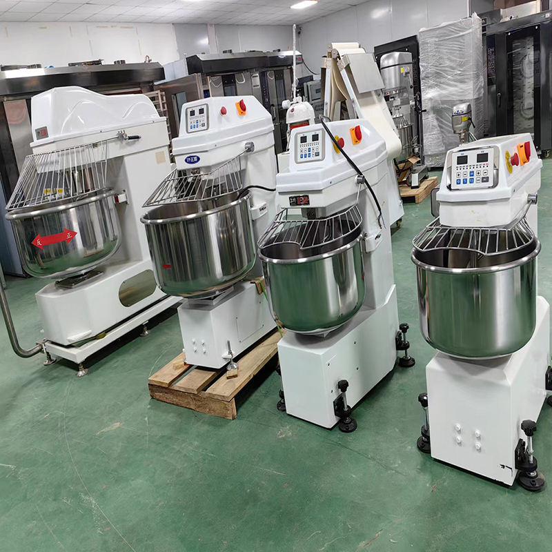 Commercial New 15Kg Stainless Steel Automatic Dough Kneading Machine Bakery Wheat Milk Water Spiral Mixer High Productivity