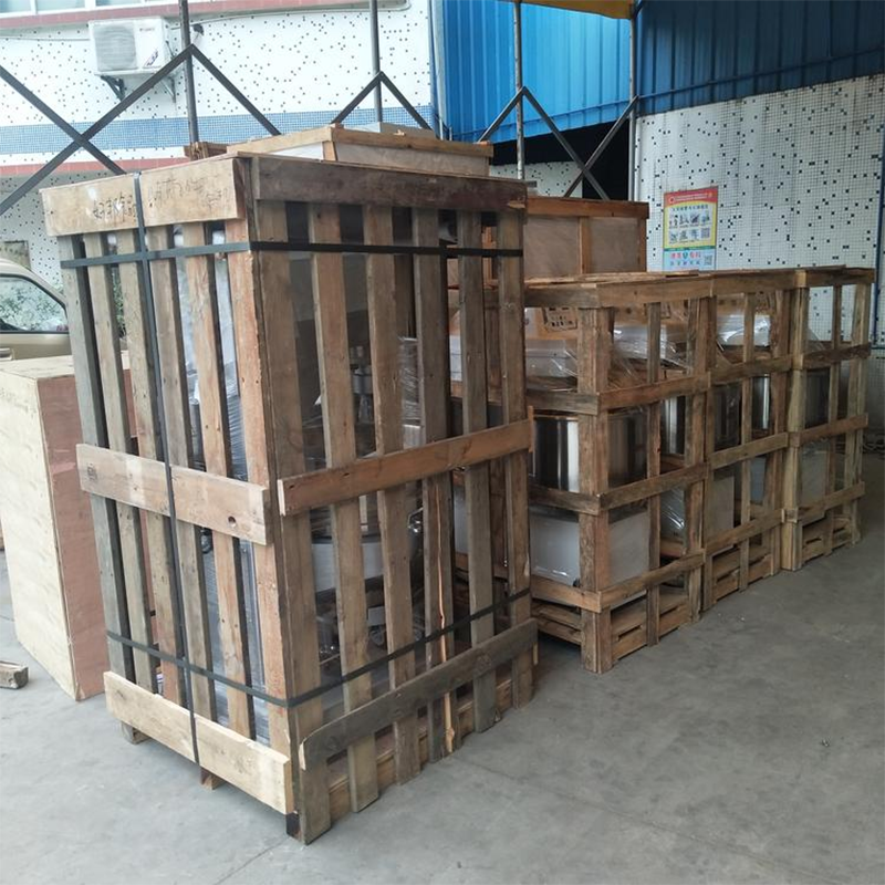 Industrial Stainless Steel 60L Automatic Flour Dough Mixer New Condition Bakery Equipment with Water Core for Corn and Wheat