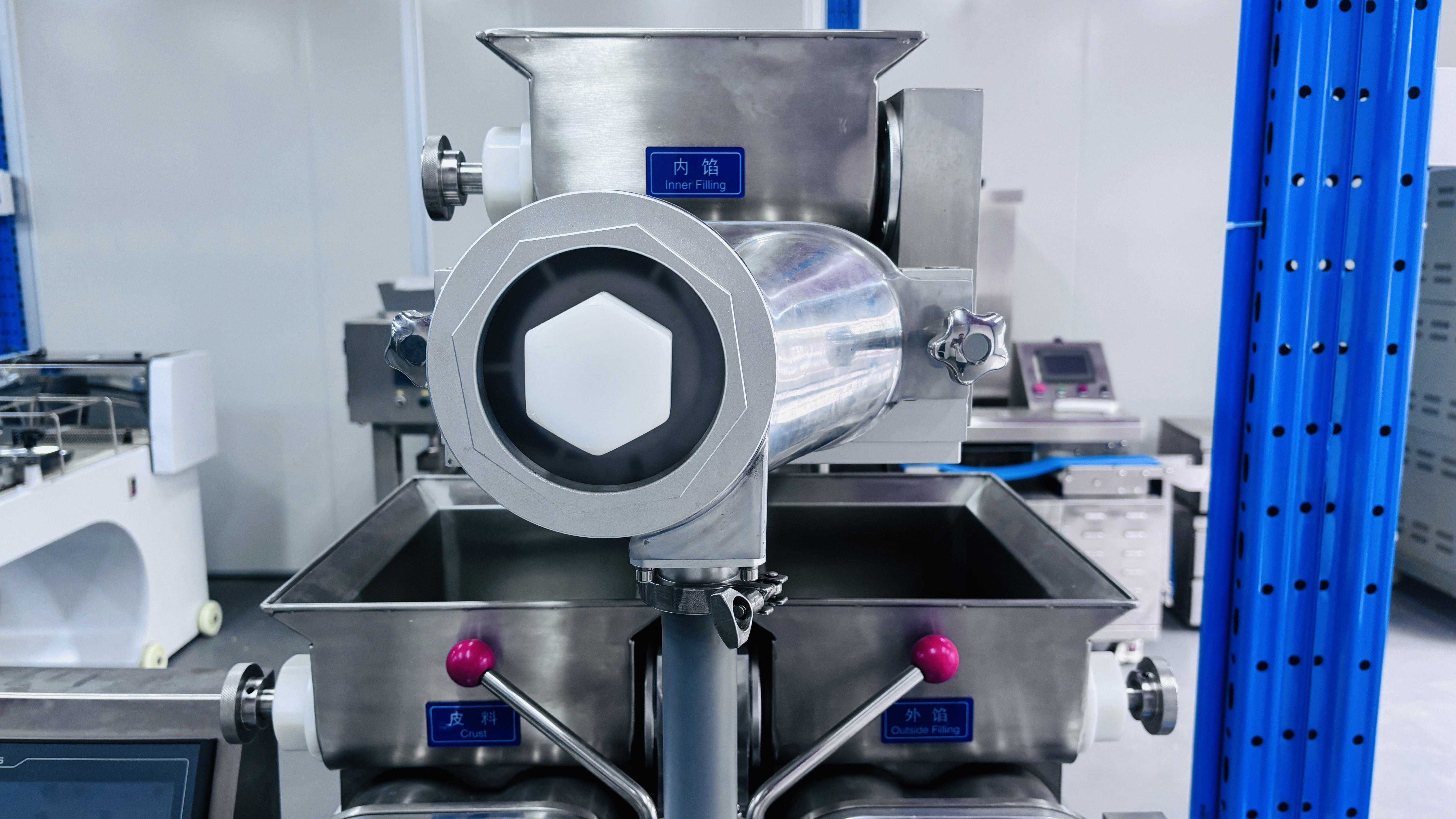 Industrial DEBACK ZMB-100 Automatic Filling Machine High Efficiency High Productivity Guangdong Made 380V Bakery Equipment