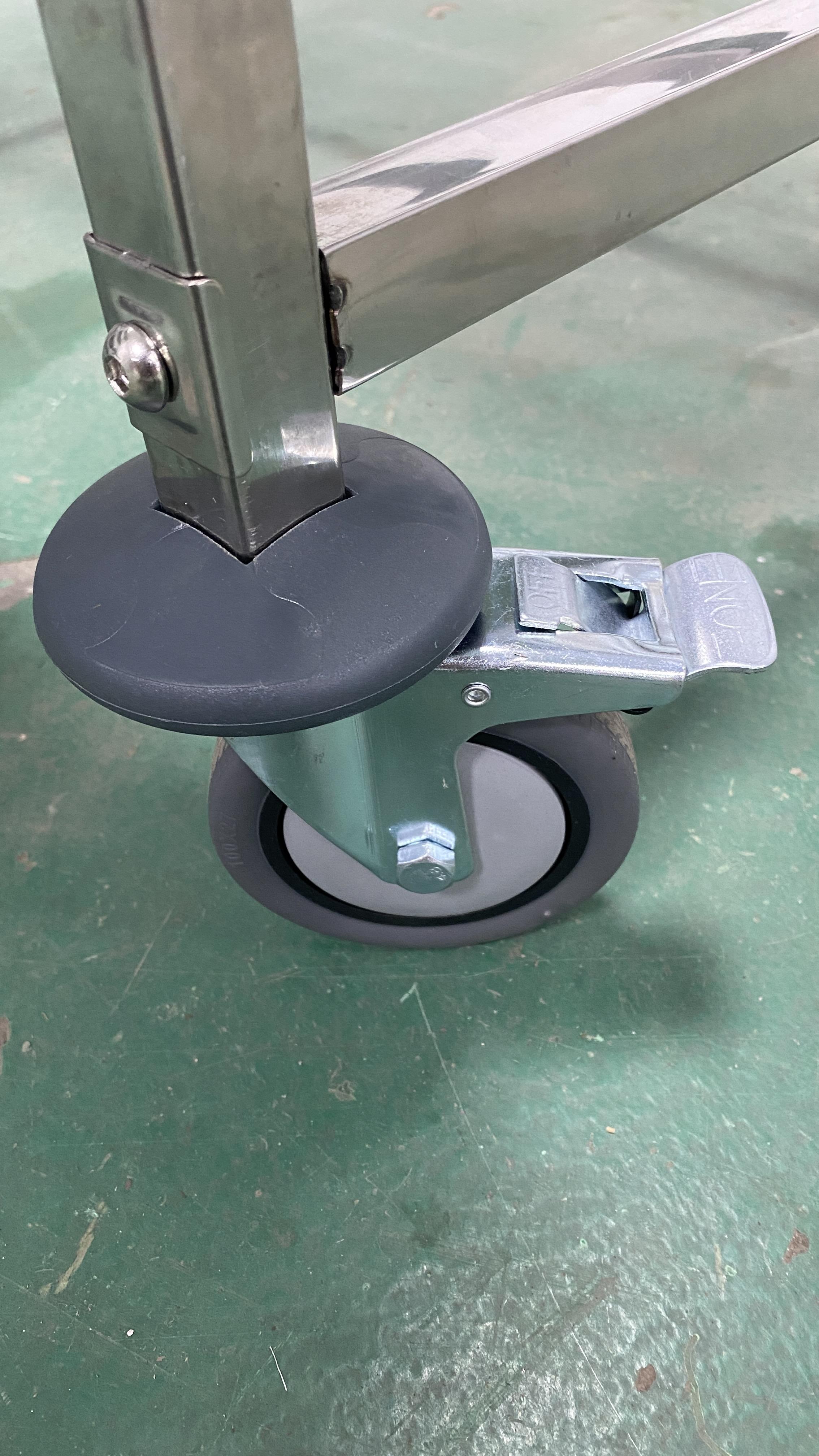High Quality 15-Layer Stainless Steel Flake Trolley with Door Buckle Commercial Grade New Condition Wholesale From China