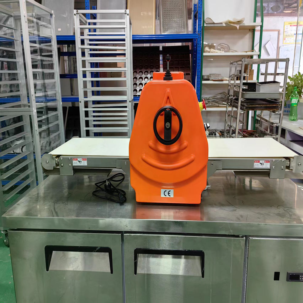 Commercial 350 Table Top Dough Sheeter Full Automatic Multi-Function Bakery Equipment Cake Bread Bread Flours Milk Wheat Soybean